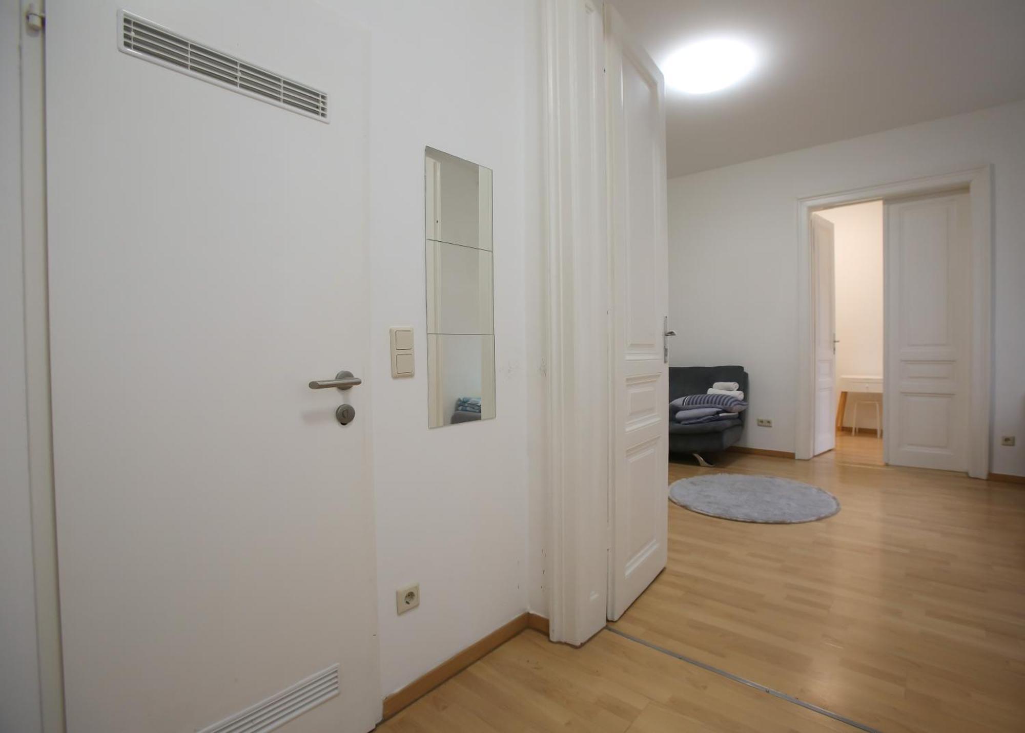 City Elegance Central Gem With Free Parking And Fast Internet 250 Mbits Wina Bagian luar foto